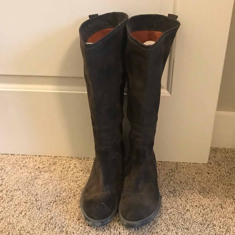 Gray suede rustic boot!